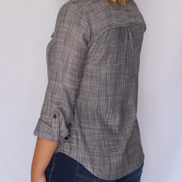 💕last 1!💕Double Pocket Button Up - Picture 5 of 6